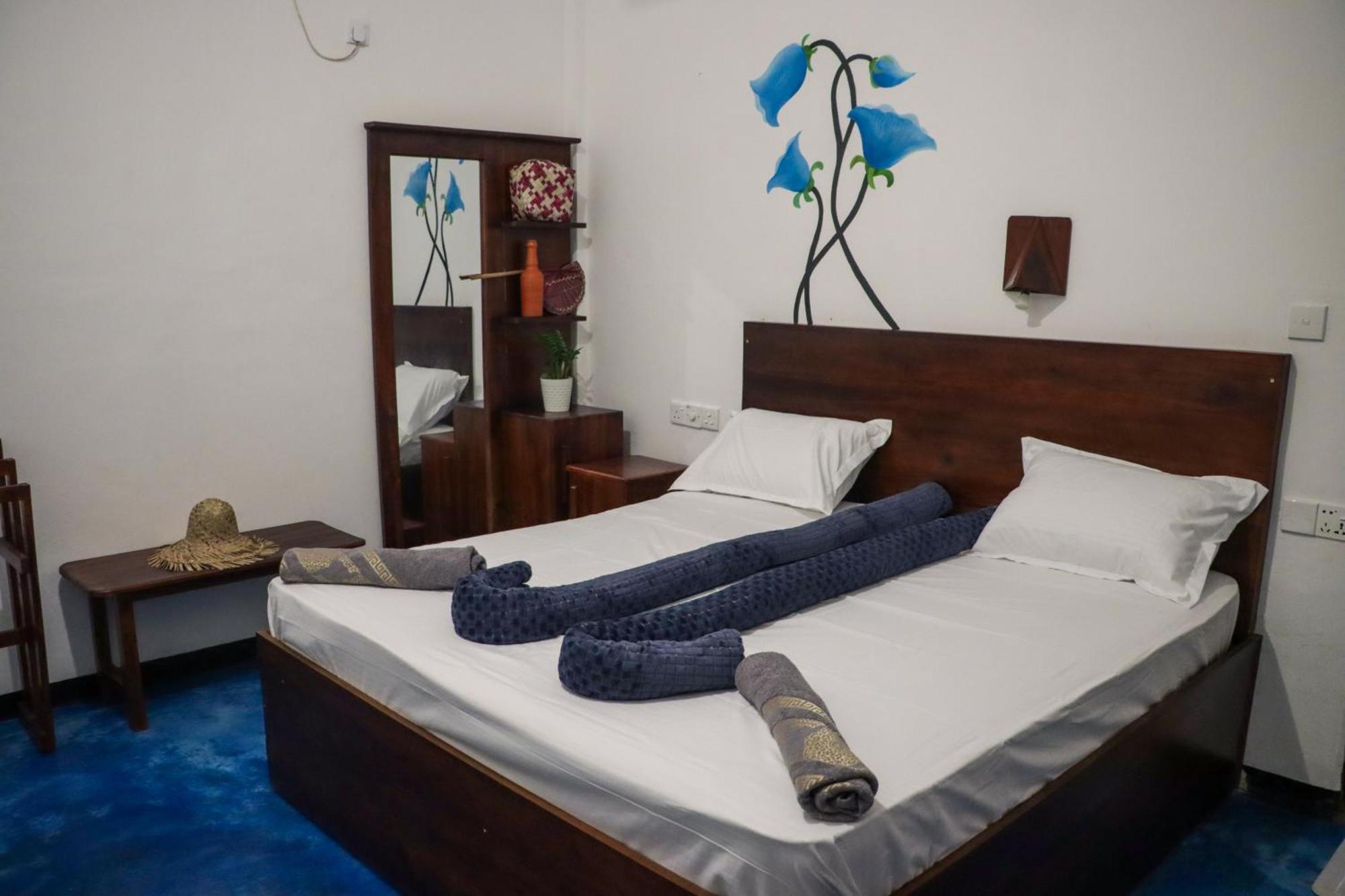 Surfers Park Arugambay Bed & Breakfast Аругам Бей Екстериор снимка
