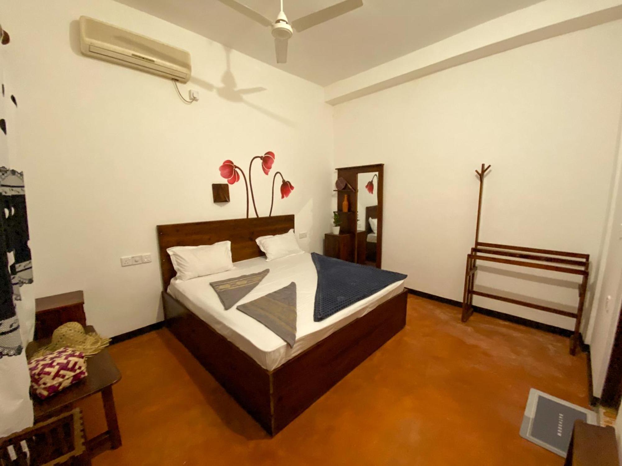 Surfers Park Arugambay Bed & Breakfast Аругам Бей Екстериор снимка